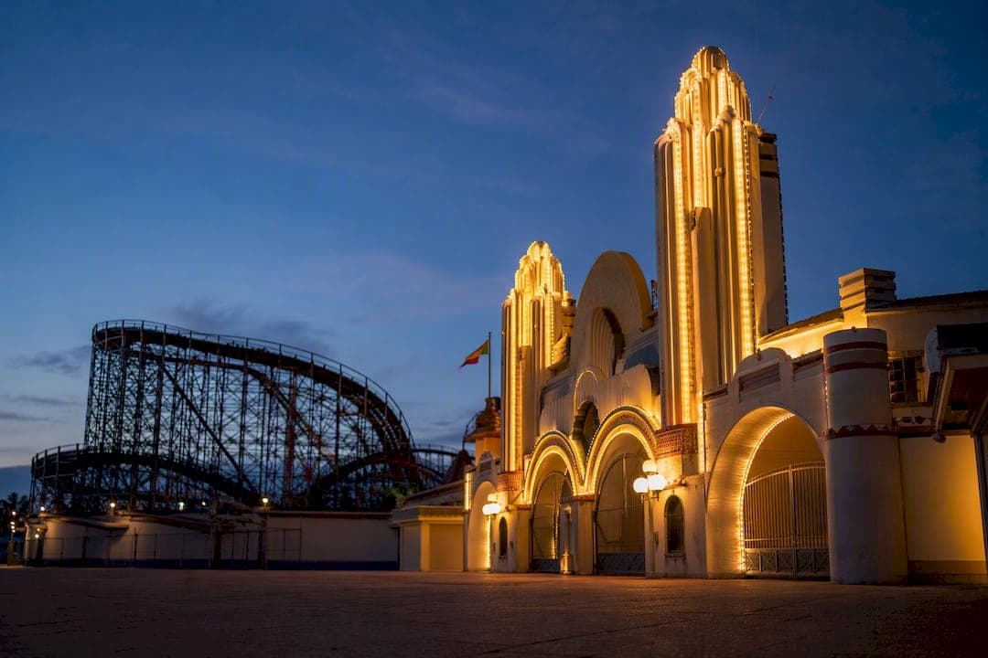 From White City to Art Deco: Denver's Lakeside Amusement Park History